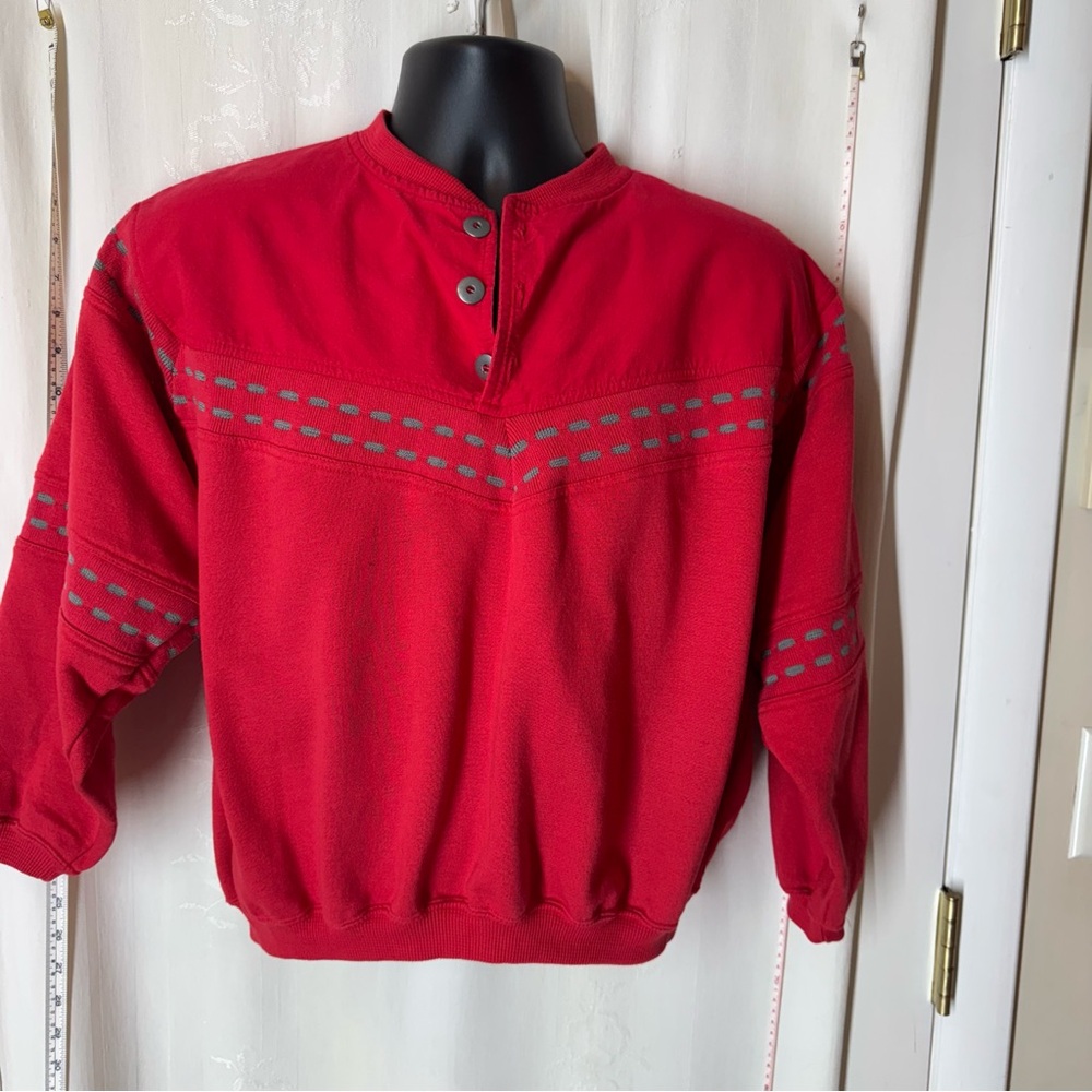 Vintage Metro Pull-Over